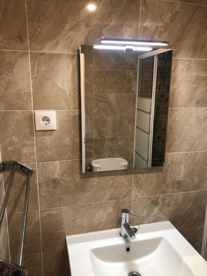 Apartamento Turistico Atico La Taberna Arenas de San Pedro Bagian luar foto