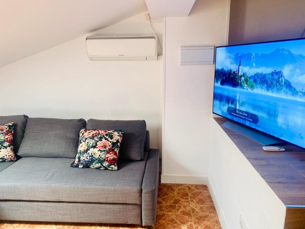 Apartamento Turistico Atico La Taberna Arenas de San Pedro Bagian luar foto
