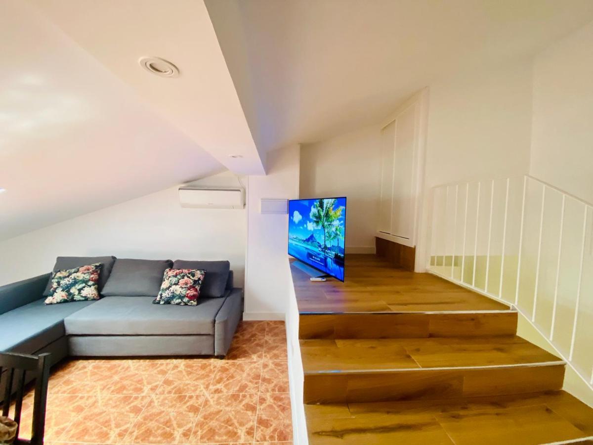 Apartamento Turistico Atico La Taberna Arenas de San Pedro Bagian luar foto
